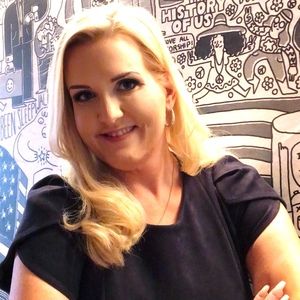 Meet your Posher, Leigh